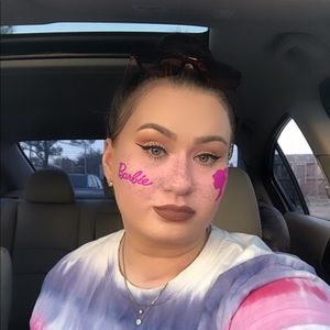 Meet your Posher, Tori